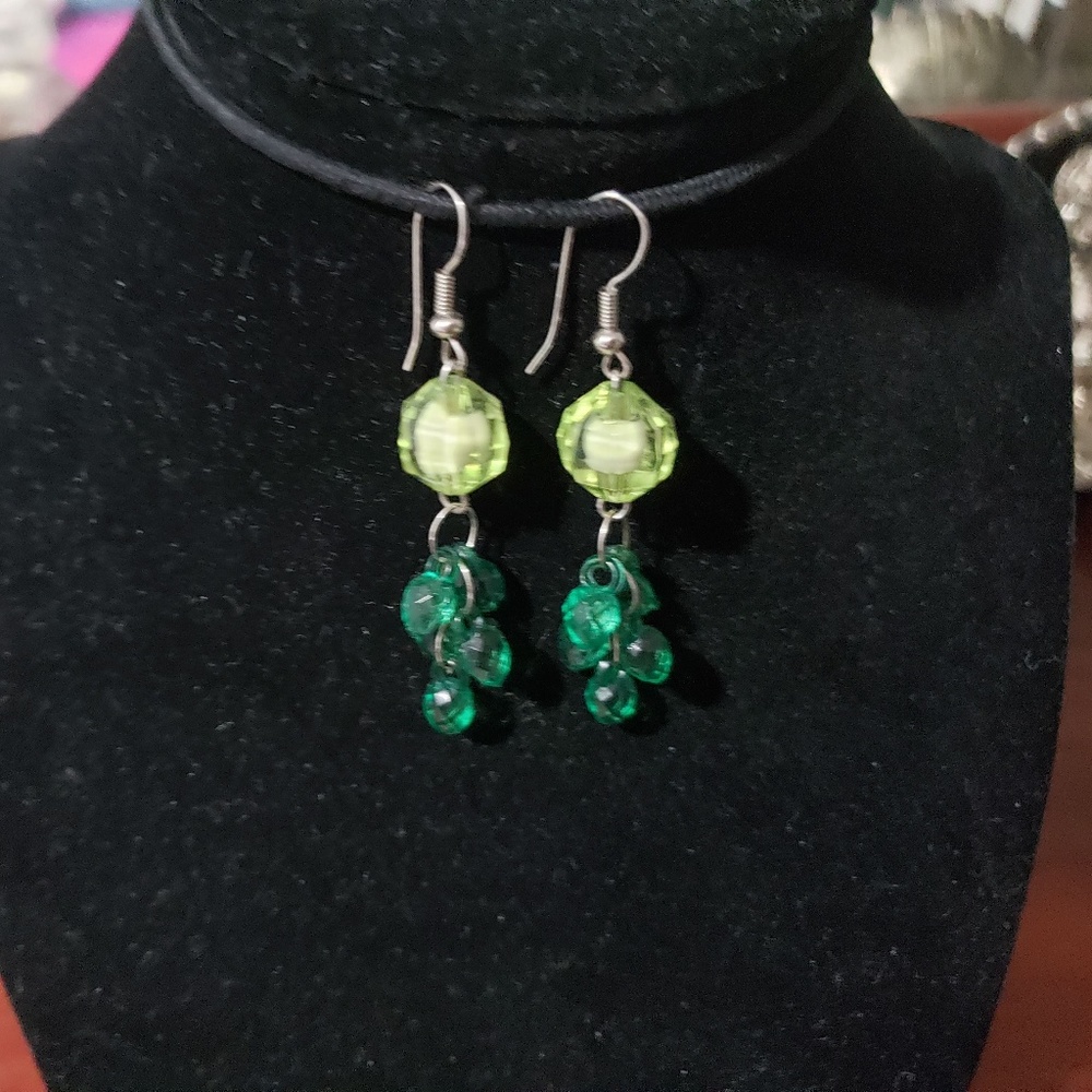 Lightweight green double shaded earrings